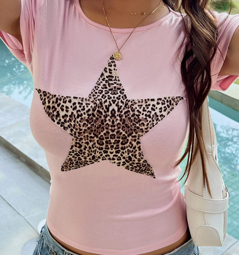 how to style trendy tops